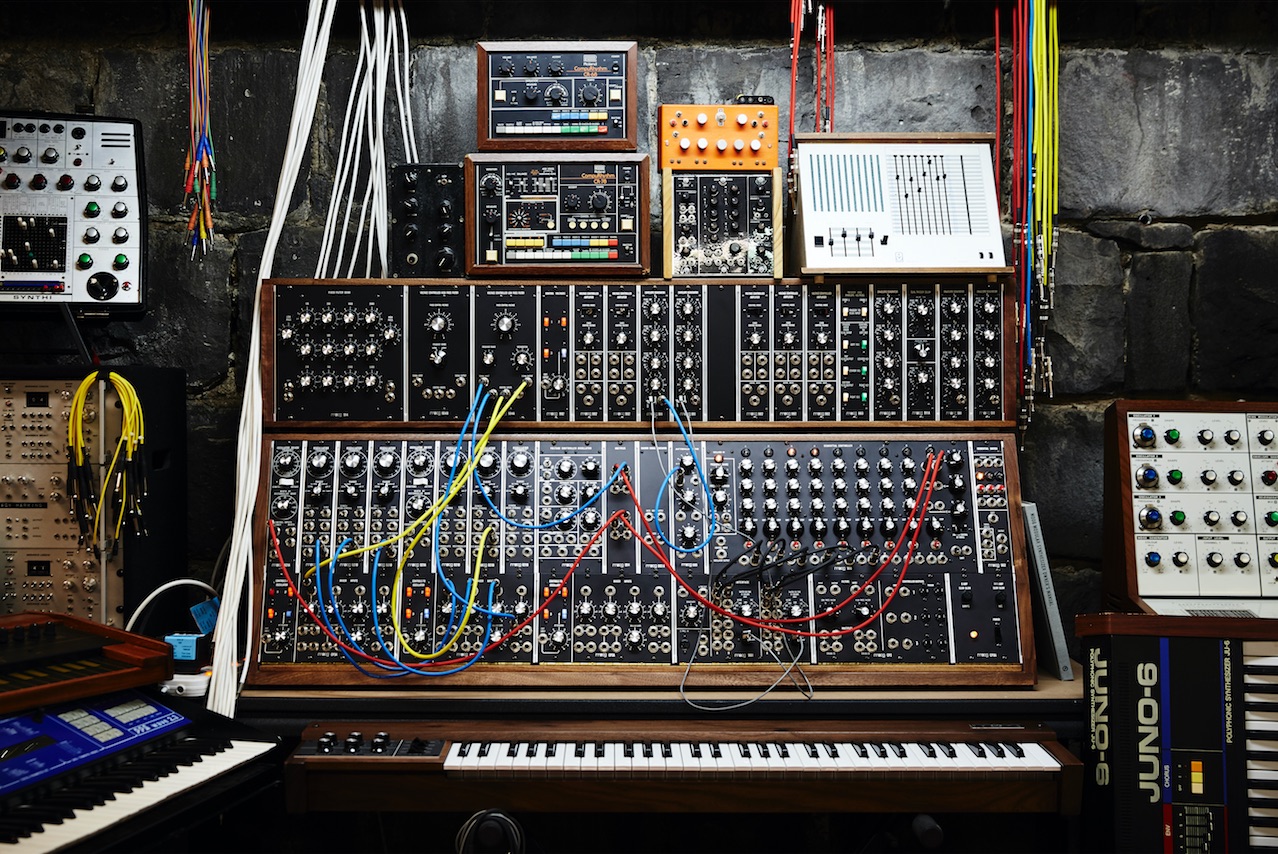 MESS and friends present ‘Shaping Voltage into Sound’